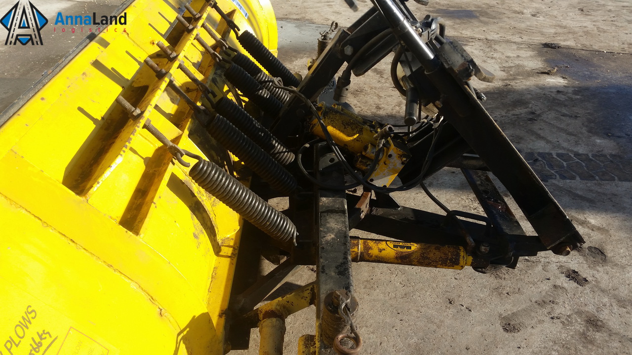  Відвал для снігу Meyer M-9 Snow Plows - 5 - Annaland.com.ua.jpg Продаж бу сг техніки з Нідерландів